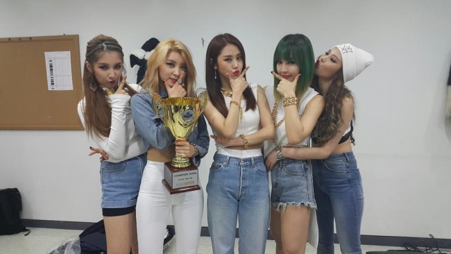 4Minute 獲《Show Champion》一位 (2/25)