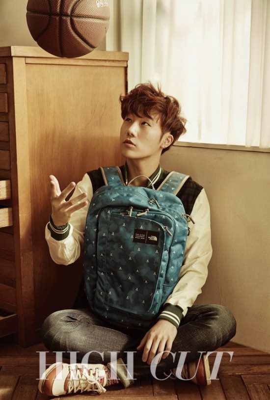聖圭《High Cut》畫報