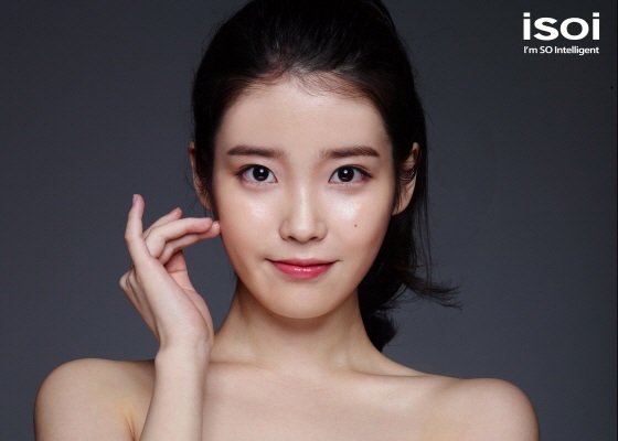 IU isoi 代言畫報