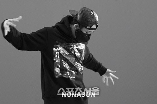 NONA9ON 代言照：Bobby