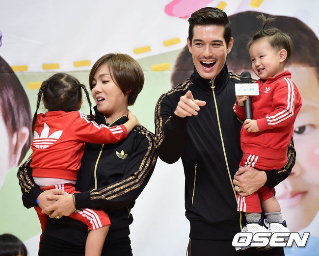 Ricky Kim 一家人