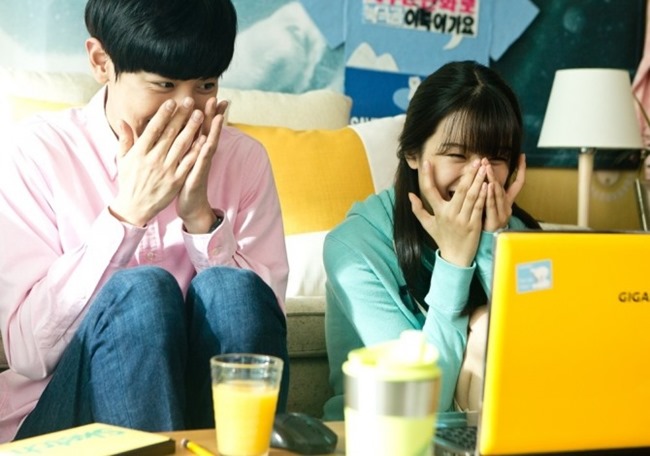 《長壽商會》劇照：Chan Yeol、文佳英