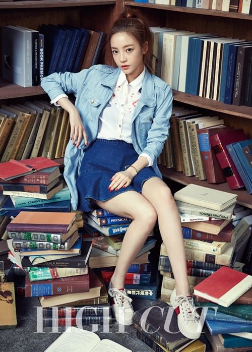 荷拉 @ HIGH CUT 荷拉 @ HIGH CUT
