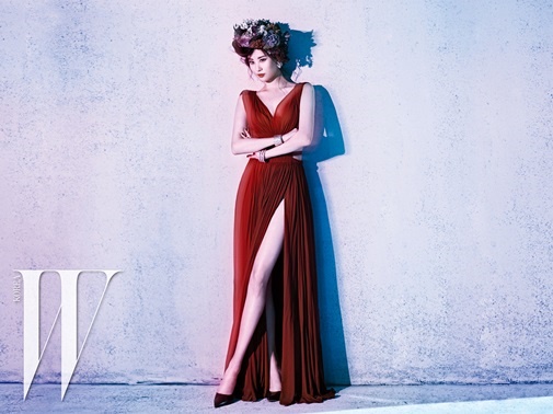 徐玄 @ W Korea