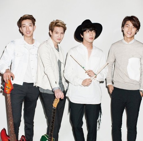 CNBLUE 第九張日文單曲《WHITE》BOICE 限定盤 CNBLUE 第九張日文單曲《WHITE》BOICE 限定盤