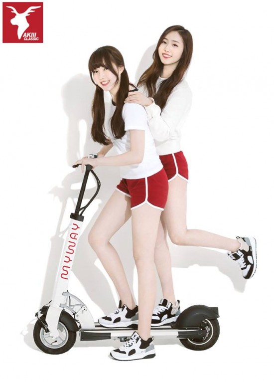 Ye Rin、SinB「Akiiii Classic」代言照