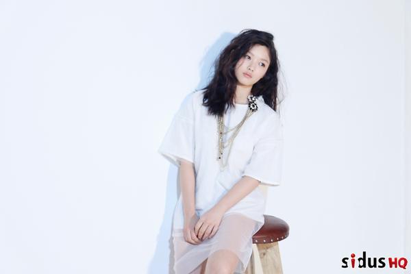金裕貞 (金有貞) 《Marie Clarie》(Sidus HQ 版) 金裕貞 (金有貞) 《Marie Clarie》(Sidus HQ 版)