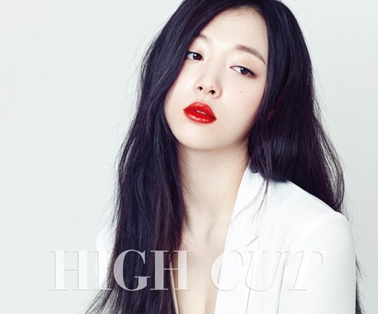 Sulli @《HIGH CUT》