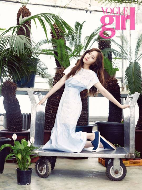 Krystal @ VOGUE girl Krystal @ VOGUE girl