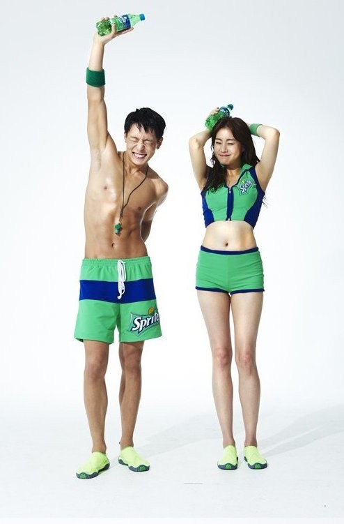 姜素拉、Bobby 雪碧代言照 姜素拉、Bobby 雪碧代言照