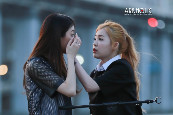 THE ARK 漢江 FM 照片:HALLA、珉柱 (來源:ArkHolic)