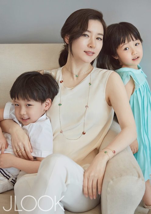李英愛與龍鳳胎兒女