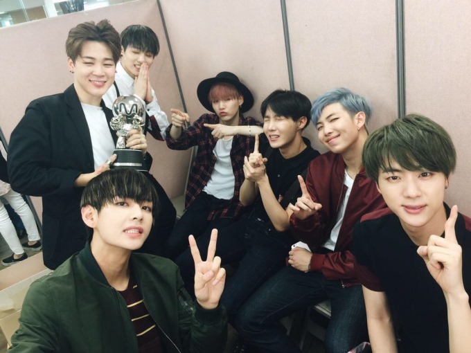BTS 防彈少年團 M!CD 一位認證照
