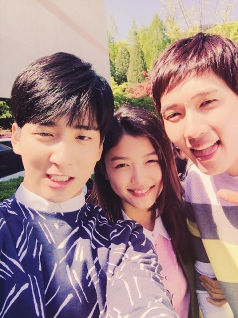 Baro、金裕貞、智鉉寓 Baro、金裕貞、智鉉寓