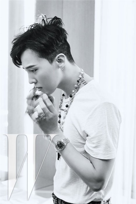 G-Dragon @ W Korea