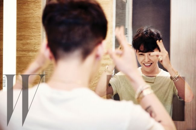G-Dragon @ W Korea