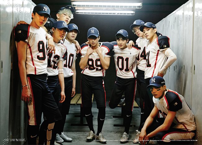 EXO (九人)