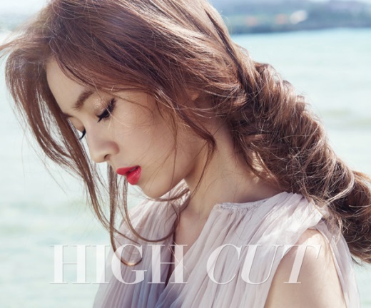 Irene《HIGH CUT》畫報