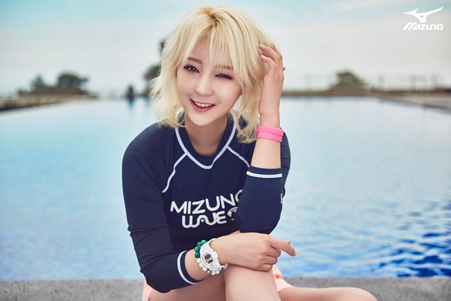 Hyelin @ MIZUNO