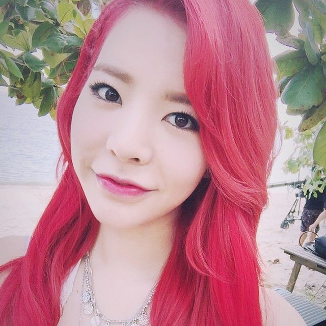 少女時代《Party》花絮照 (Sunny IG)