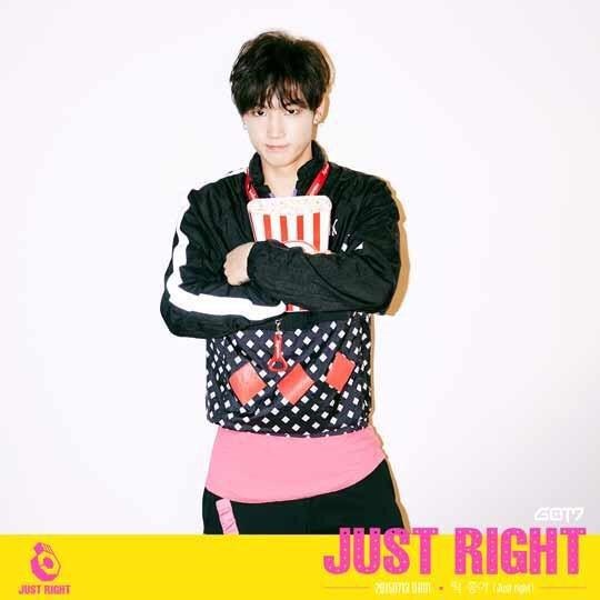 JB《Just Right》概念照 JB《Just Right》概念照