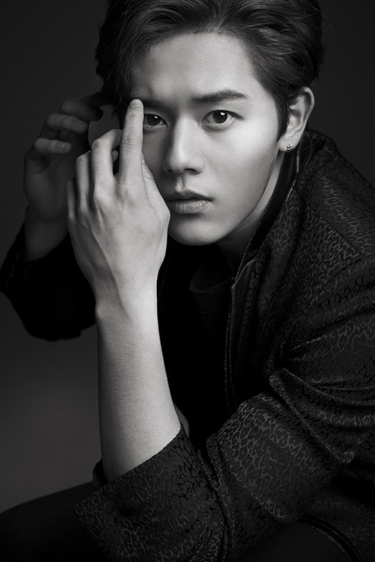 ZE:A 桐俊
