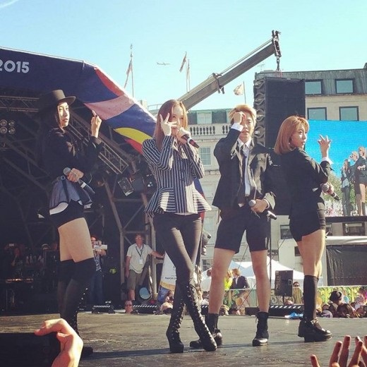 f(x) f(x) 四人