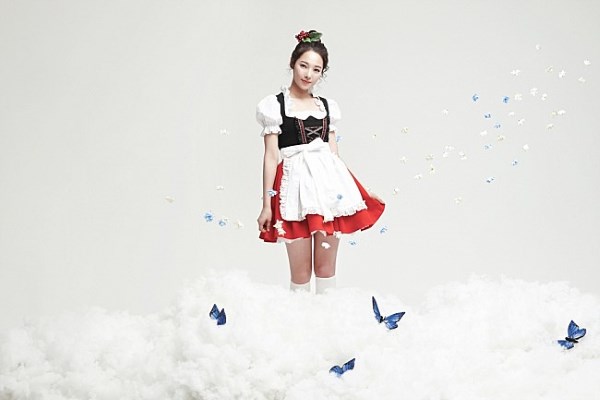 April 昭敏 April 昭敏
