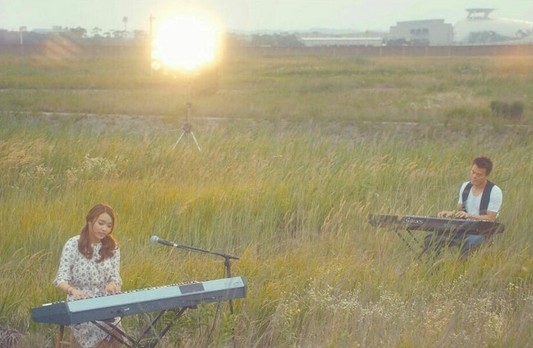 朴軫泳、Lee Jin Ah《Road to the Airport》宣傳照