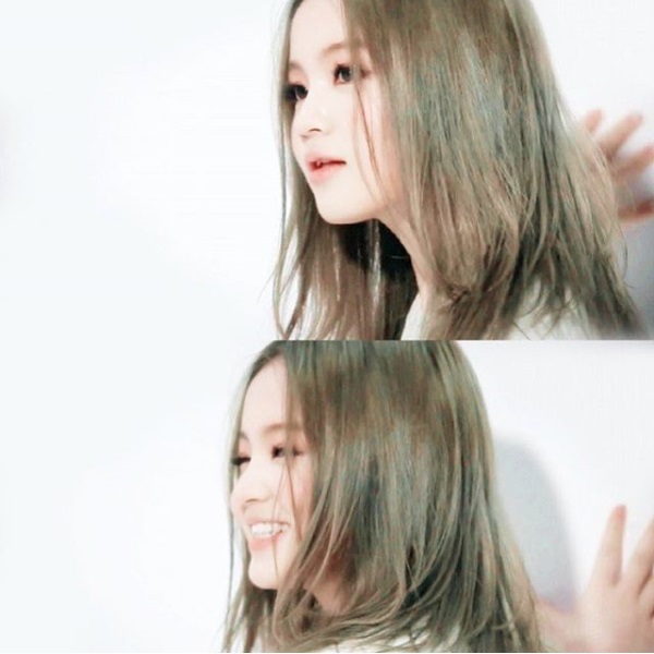 LEE HI