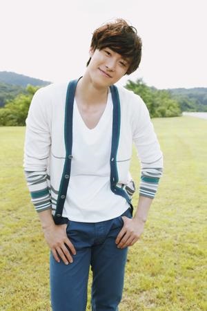 孔明《5urprise Flight》概念照 孔明《5urprise Flight》概念照