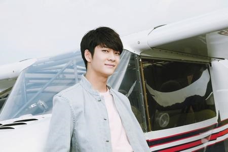 姜泰伍《5urprise Flight》概念照 姜泰伍《5urprise Flight》概念照