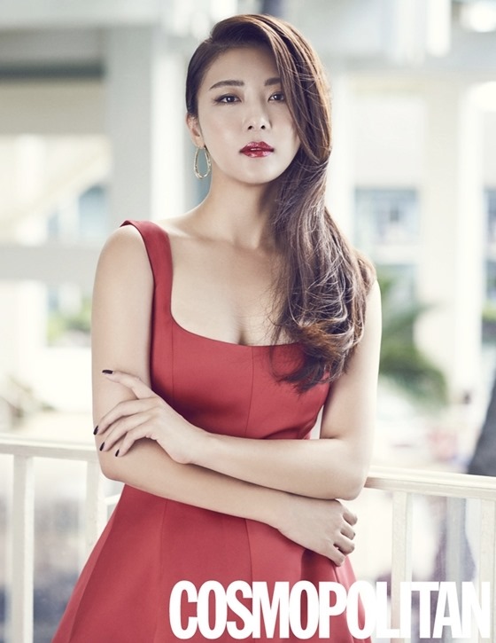 河智苑 COSMOPOLITAN 畫報