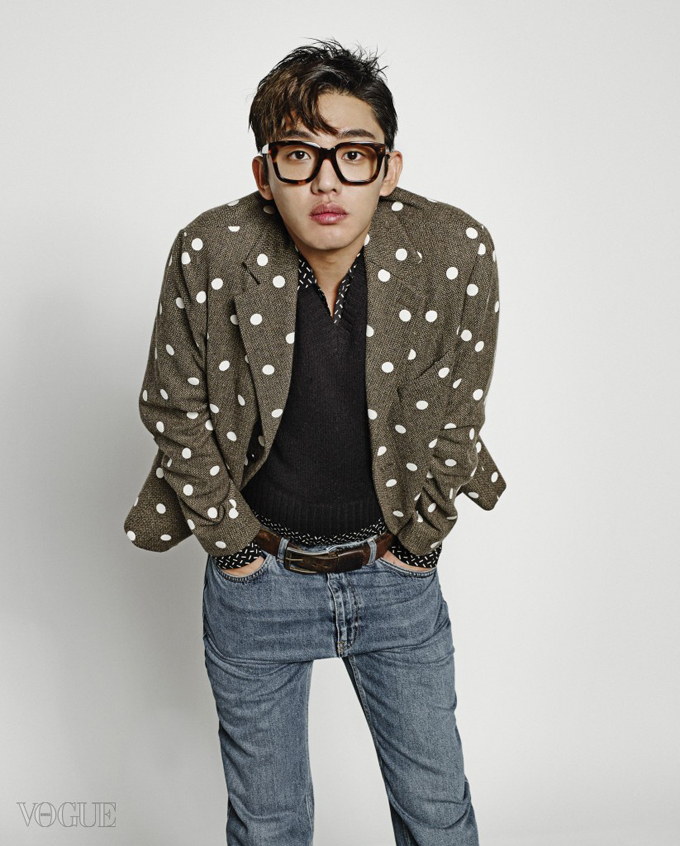 劉亞仁@《VOGUE》2015/十月號