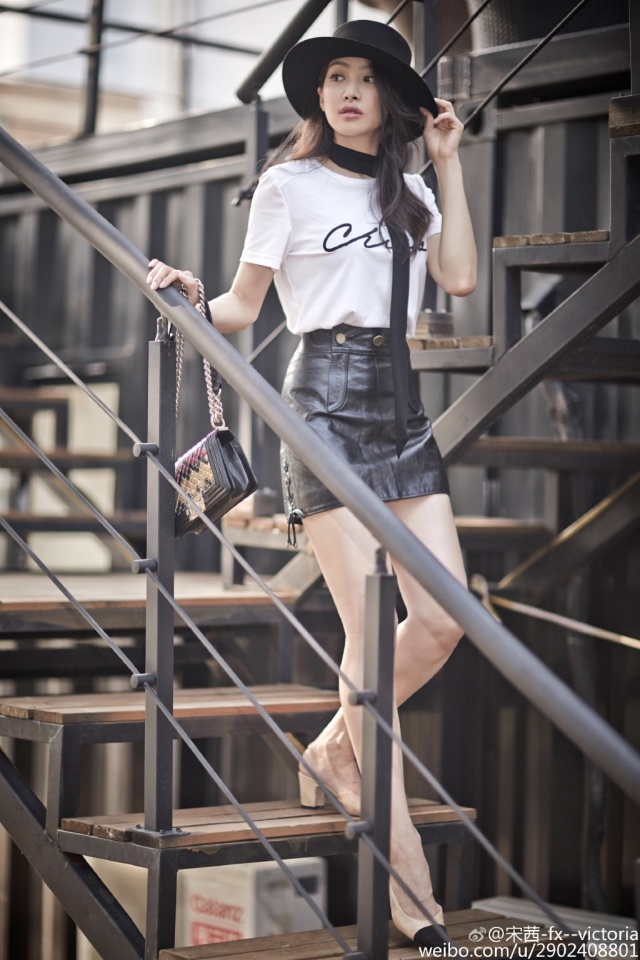 Victoria @ CHANEL