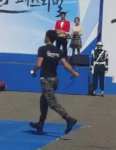 允浩、在中 @ 陸軍節 允浩、在中 @ 陸軍節