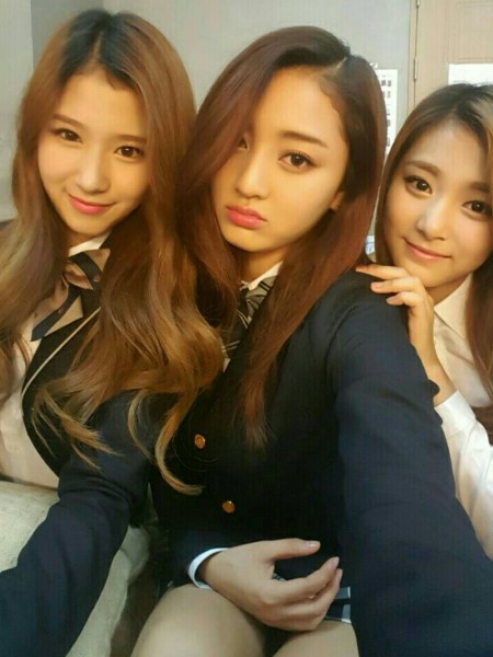 SANA、JIHYO、TZUYU SANA、JIHYO、TZUYU
