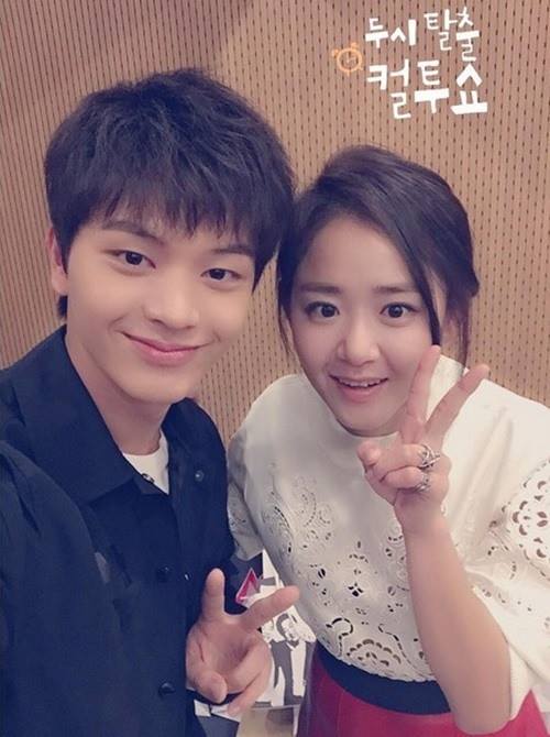 文瑾瑩 、性材《兩點出逃Cultwo Show》 文瑾瑩 、性材《兩點出逃Cultwo Show》