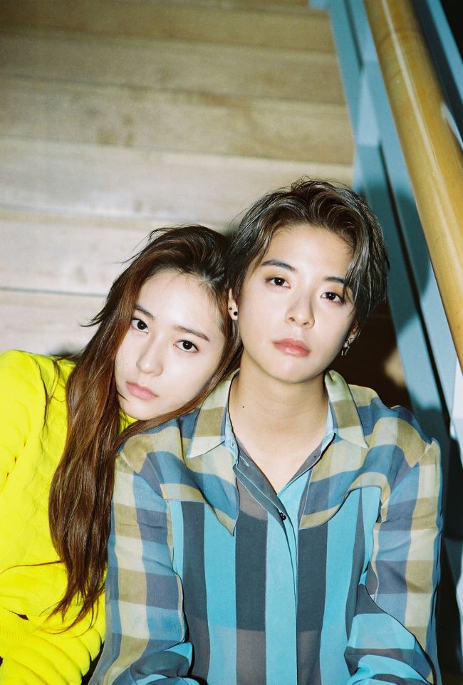 Amber、Krystal《4 Walls》