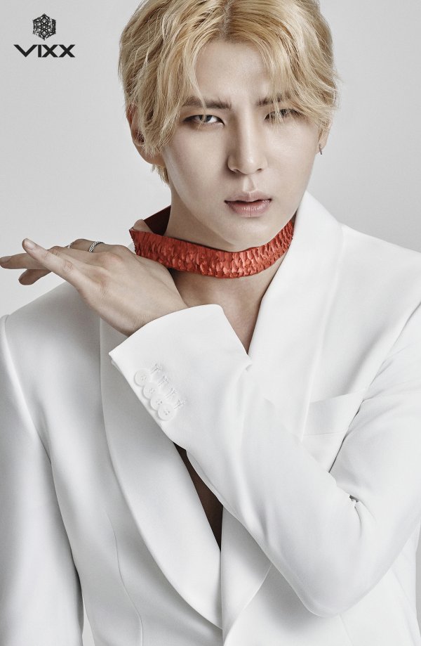 VIXX《Chained Up》概念照-Leo