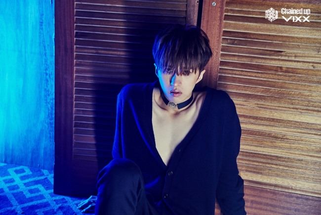 KEN《Chained Up》概念照