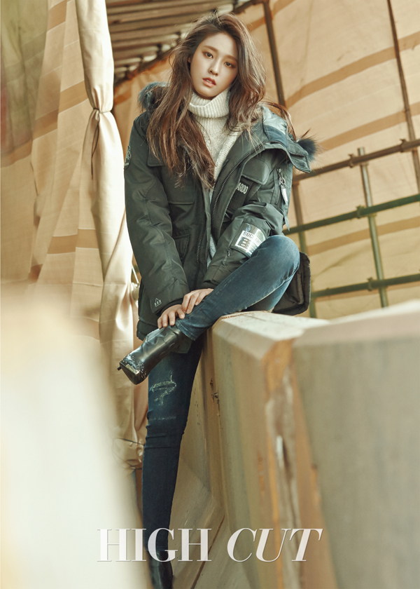 AOA 雪炫@《HIGH CUT》
