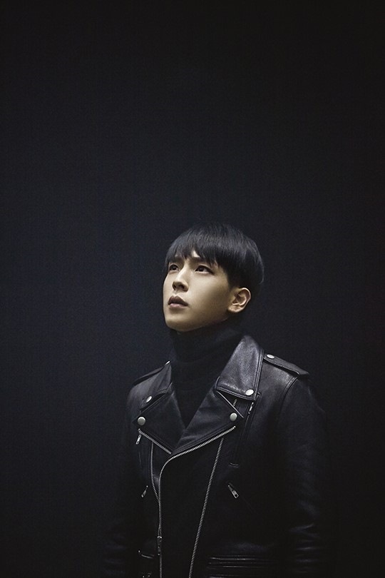 Him Chan《MATRIX》 B 版概念照 Him Chan《MATRIX》 B 版概念照