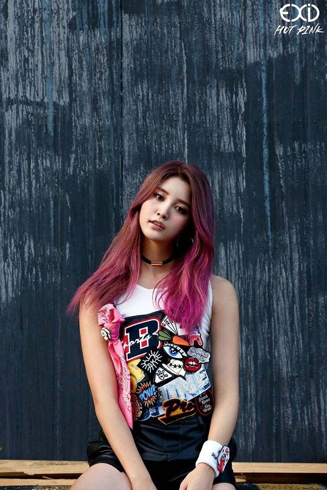 Junghwa《HOT PINK》概念照