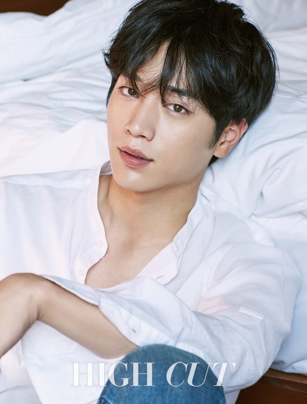 徐康俊 @ HIGH CUT Vol.161 徐康俊 @ HIGH CUT Vol.161