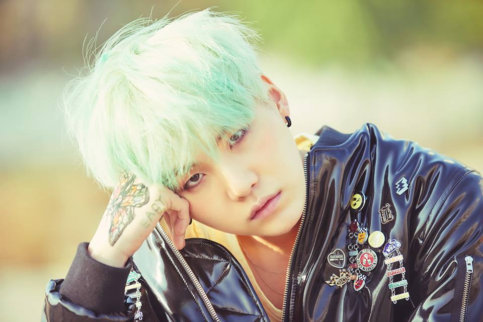 BTS防彈少年團《花樣年華 pt.2》概念照:SUGA BTS防彈少年團《花樣年華 pt.2》概念照:SUGA