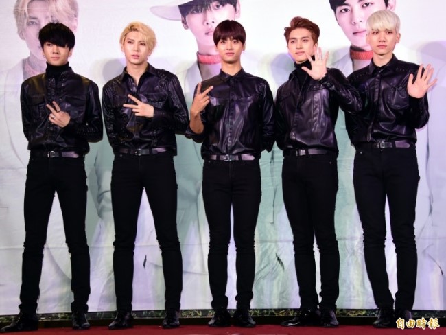 VIXX 旋風訪台簽名會