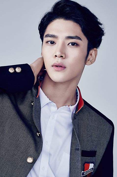 FNC NEO SCHOOL：RO WOON