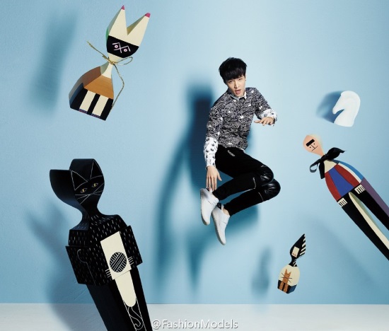 LAY《L'Officiel Hommes》中國版畫報 LAY《L'Officiel Hommes》中國版畫報