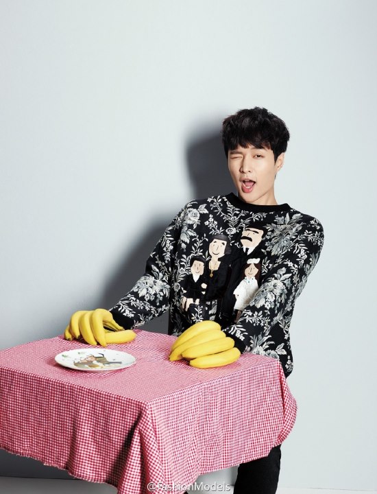 LAY《L'Officiel Hommes》中國版畫報 LAY《L'Officiel Hommes》中國版畫報